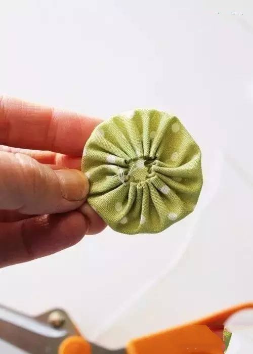 妈妈用碎布头把家装饰得太美了-20