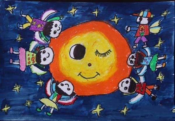 幼儿园大班中秋节儿童绘画图片：拥抱月亮-1